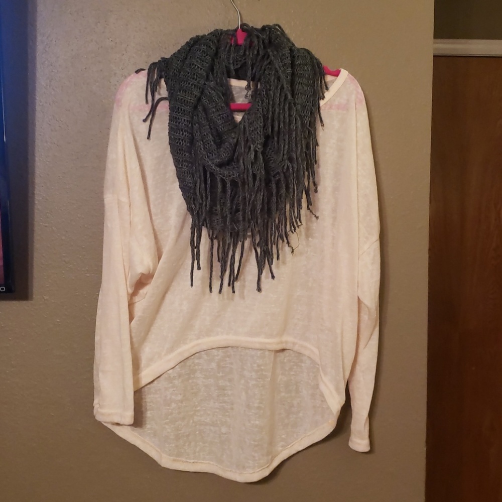 BUNDLE- HIGH LOW TOP AND SCARF